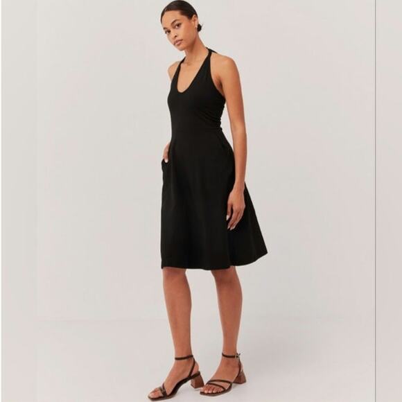 Pact Dresses & Skirts - Pact Organic Cotton Halter Fit & Flare Dress Small Pockets Minimalist Travel
